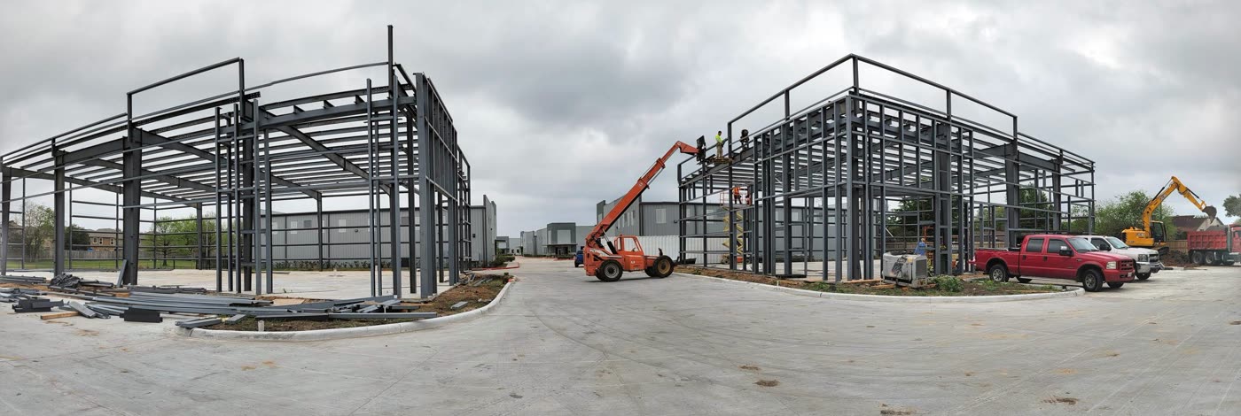 Concrete pour — pump truck and mixer fleet